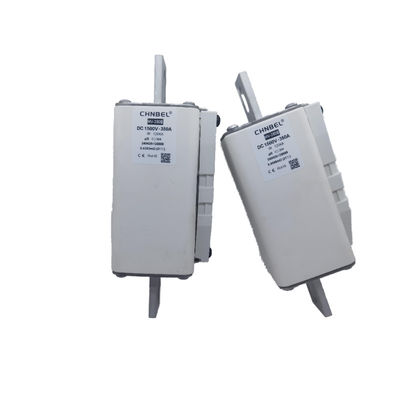 1500V ความดัน Porcelain Link Break Fusing Device AR Class การทํางานด้วย IR 120kA